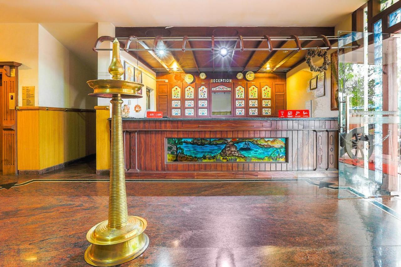 Capital O 72337 Hotel Konkan Tadka Bombay Eksteriør billede