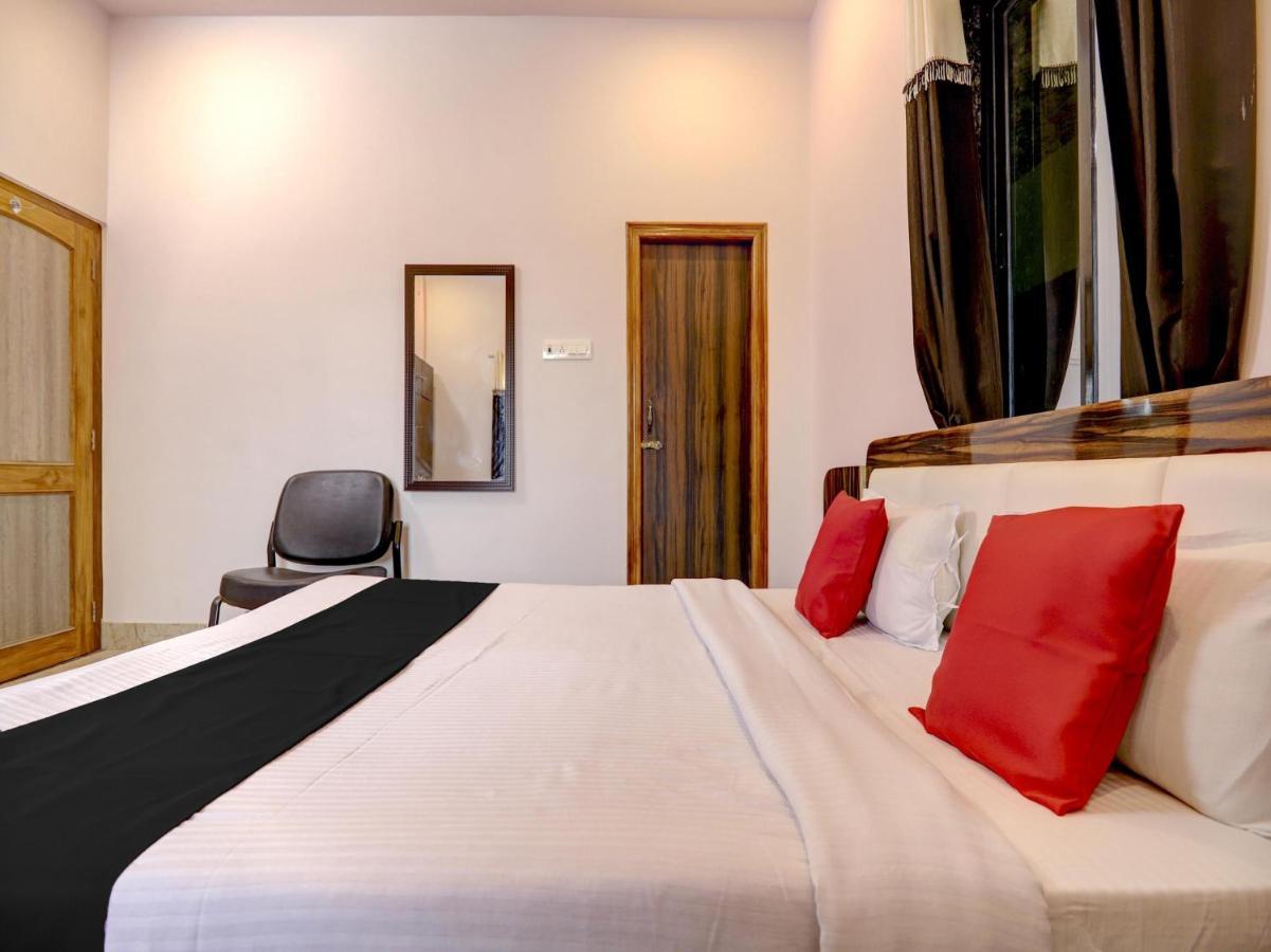 Capital O 72337 Hotel Konkan Tadka Bombay Eksteriør billede